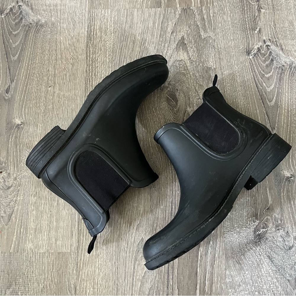Madewell Chelsea ankle rain boots matte black wonens size 7